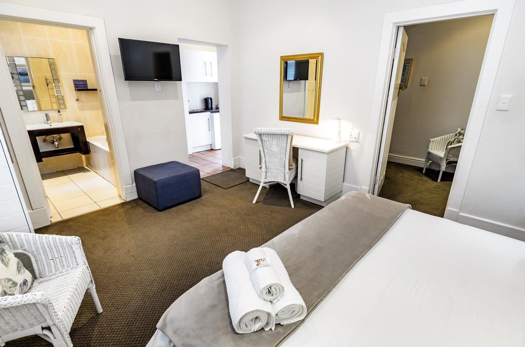 First Avenue Guesthouse ポート・エリザベス エクステリア 写真